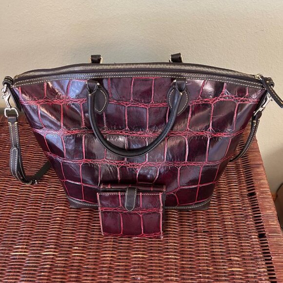 Dooney & Bourke Croco-Embossed Leather Shoulder Bag and Wallet - Bordeaux color - Picture 2 of 5